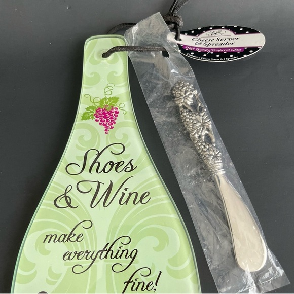 Epic Shoes and Wine Bottle Cheese Server with Spreader Tempered Glass - Picture 2 of 5